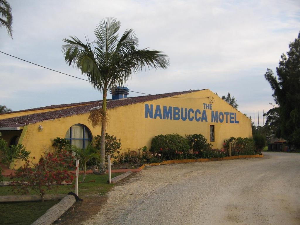 The Nambucca Motel Намбакка-Хедс Экстерьер фото