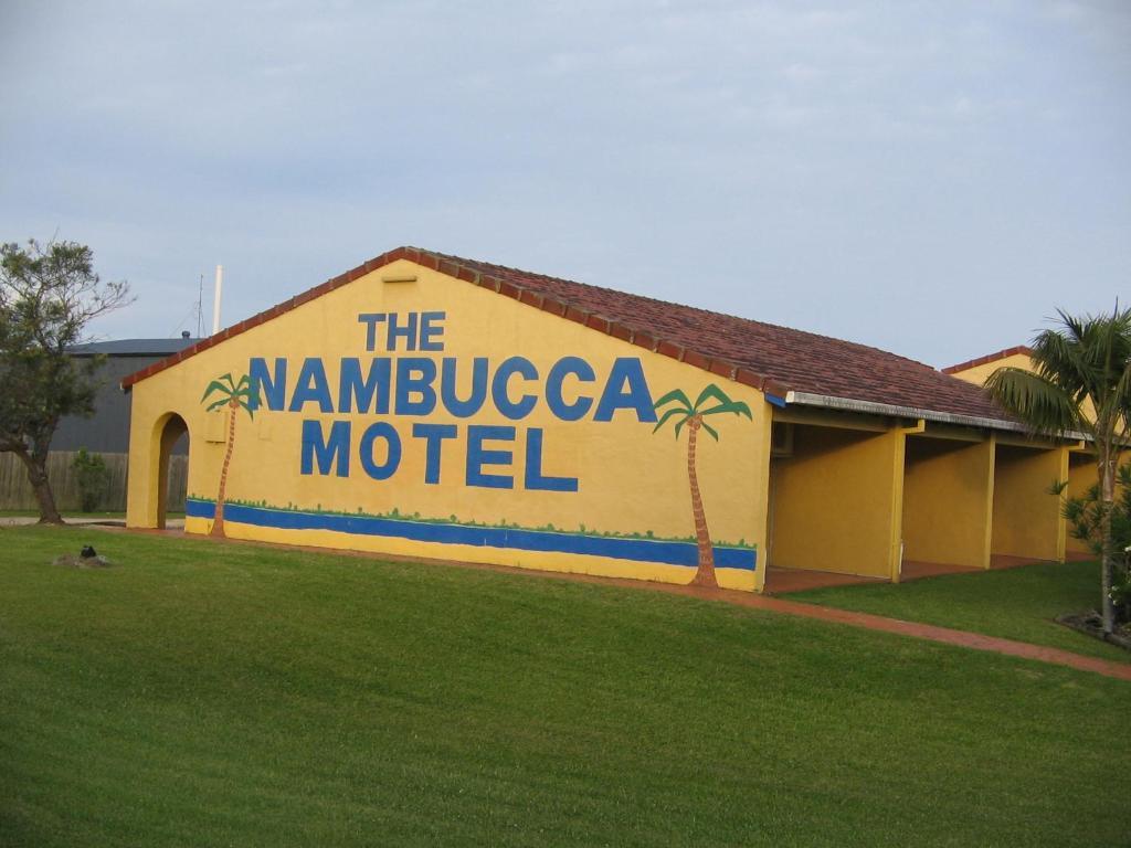 The Nambucca Motel Намбакка-Хедс Экстерьер фото